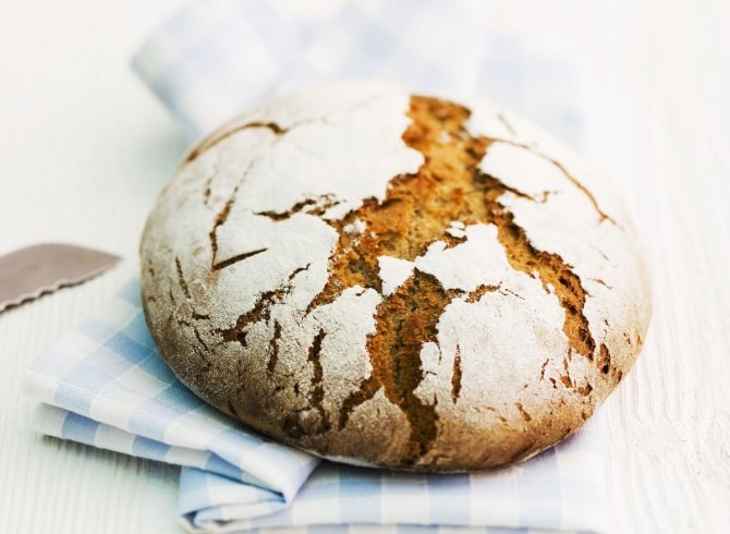 pane di grano alla curcuma